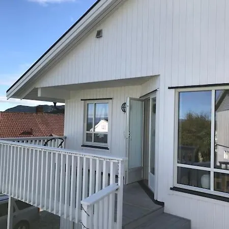 Familiebolig Med Nydelig Utsikt Apartment Trondheim Exterior photo
