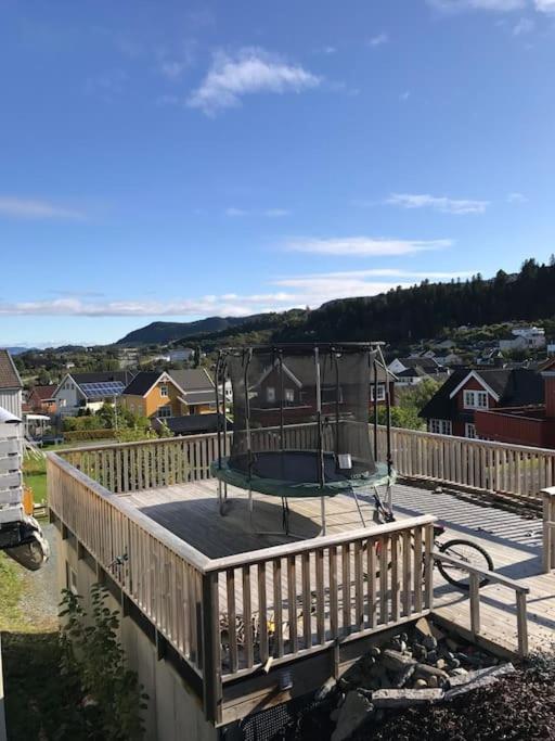 Apartment Familiebolig Med Nydelig Utsikt