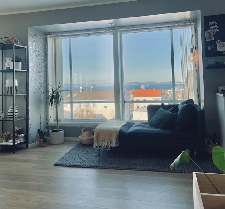Familiebolig Med Nydelig Utsikt